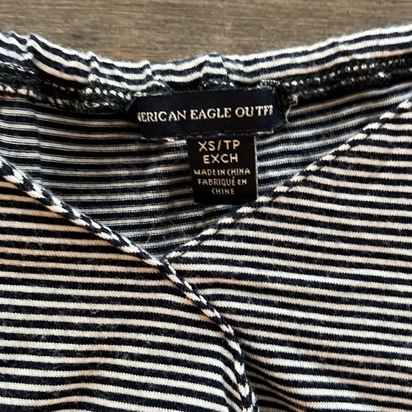 NWOT American Eagle romper size XS - Picture 2 of 5